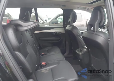 2016 Volvo Xc90 T5 Momentum z USA, uszkodzony, nr VIN YV4102XKXG1074051
